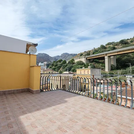 Casa Del Girasole * Letojanni